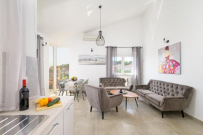 J&J apartment NEW REAL ESTATE 2024 - Free private parking